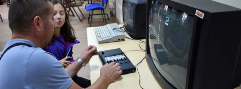 Gry retro i komputery z ubiegłego wieku w kieleckim Muzeum Zabawek