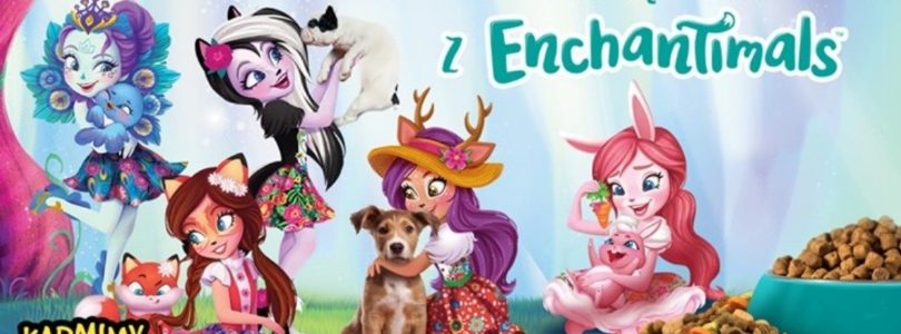 Dzieciaki karmią Psiaki z Enchantimals