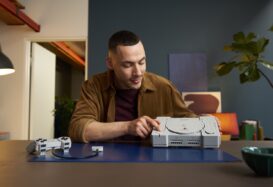 Grupa LEGO przedstawia pierwszy w historii zestaw LEGO® PlayStation™